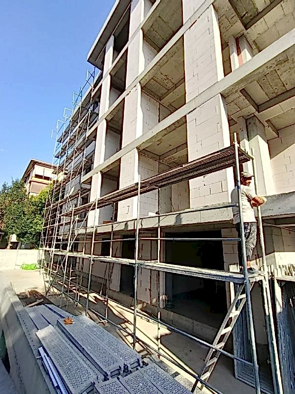 Aslan sokak Ceylan apartmanı, Yeşilköy